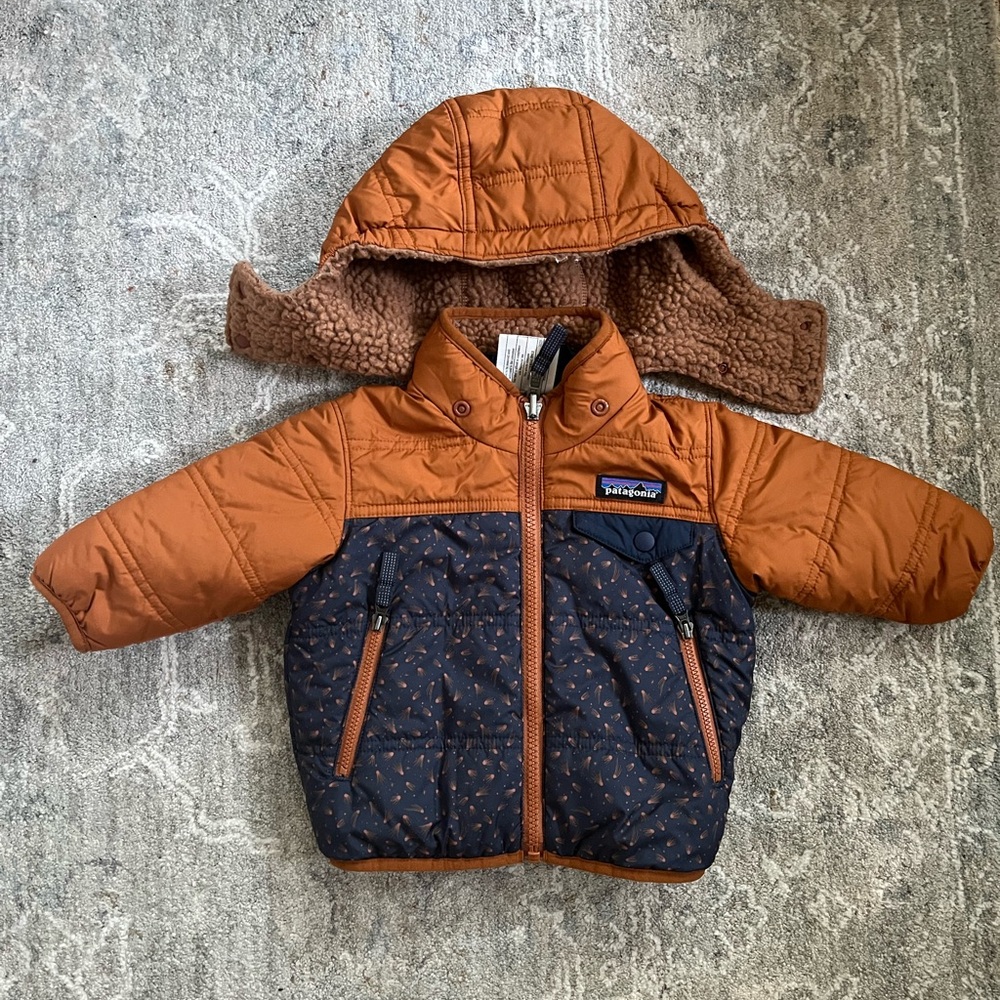 Patagonia Kids Jacket in Orange and Navy
